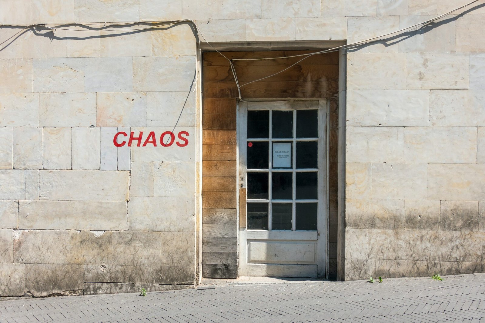 Understanding Chaos Theory, How Order Emerges from Disorder